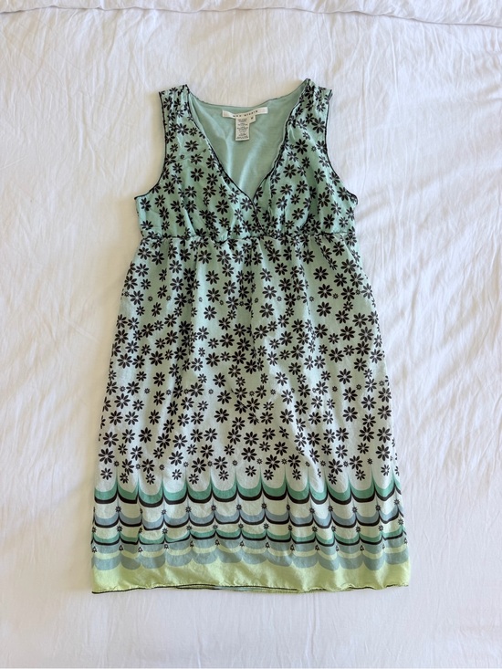 Max Studio Dresses & Skirts - Y2K max Studio Mint floral print knee-length dress size M